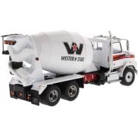 Preview Western Star 4700 SB Concrete Mixer - Image 1