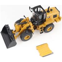 Preview CAT 930 Wheel Loader with Interchangeable Attachments - Image 4