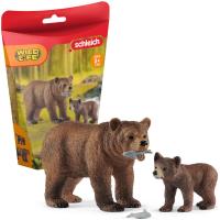 Preview Grizzly Bear Mother with Cub - Image 1